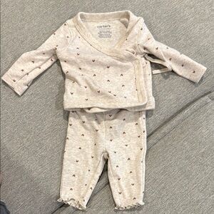 Carter's outfit newborn